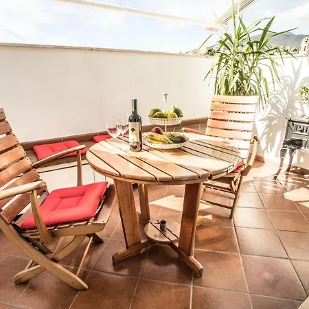 Apartamento Mansarda Luminosa In Centro A San Remo