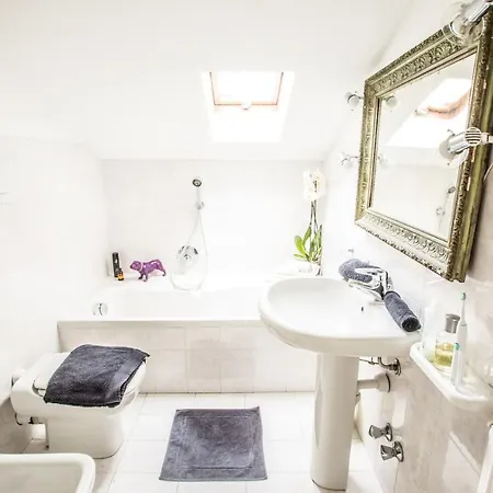 Apartamento Mansarda Luminosa In Centro A San Remo